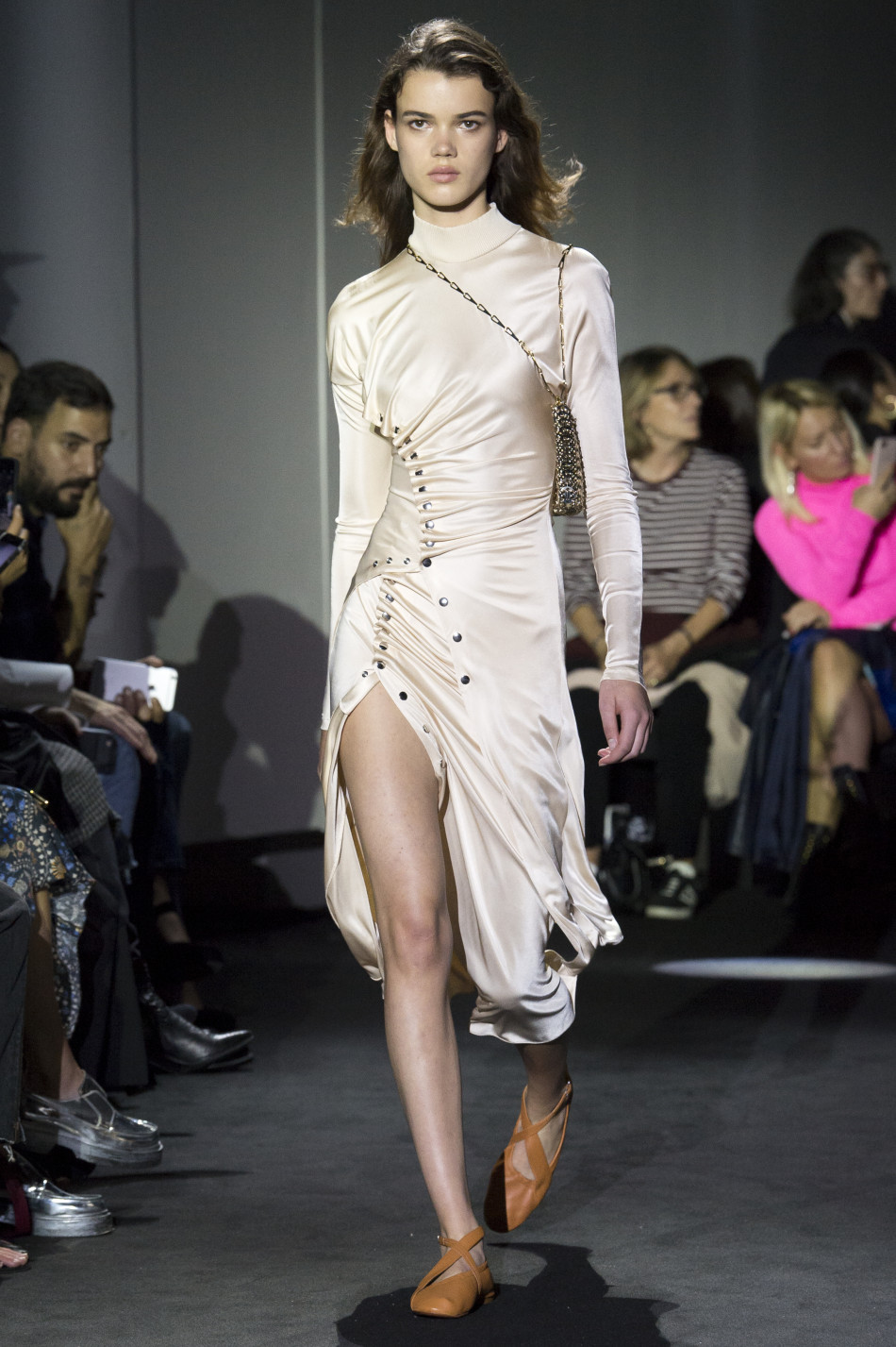 View our top 12 looks here from the Paco Rabanne | Envelope